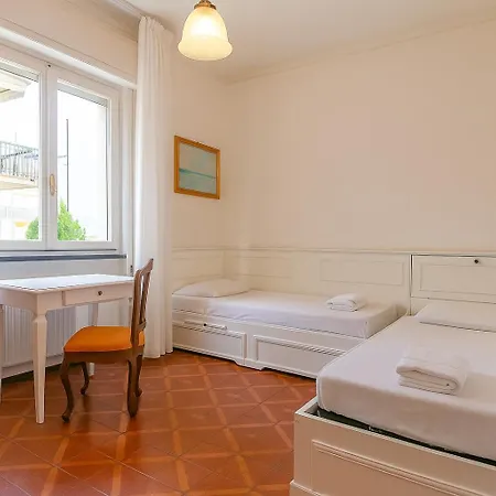Xenia - 4 In Via Garibotti 5 Apartment *