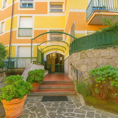 Lägenhet Xenia - 4 In Via Garibotti 5 *
