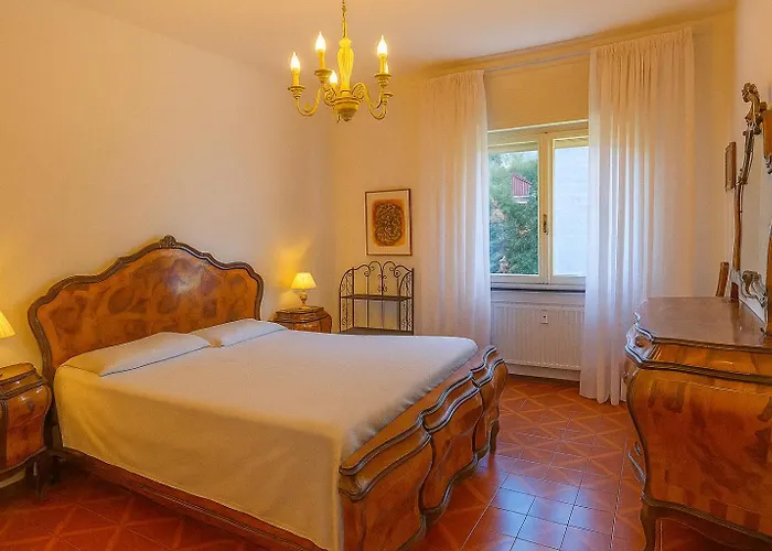 Lägenhet Xenia - 4 In Via Garibotti 5 *